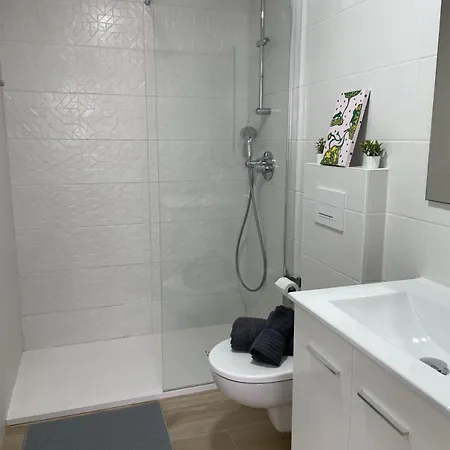 Than A Lovely Flat Apartamento